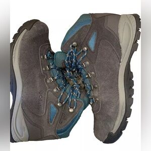Columbia Womens Newton Ridge Plus Amped Hiking SZ 9 New Waterproof